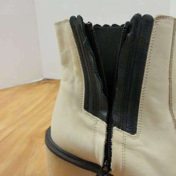FREE PEOPLE James Chelsea Leather Boots Sz EU 36/US 5.5-6 Bone White Booties NWT - Picture 10 of 16